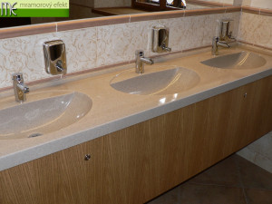 State chateau Sychrov_custom-made countertops with integrated washbasins | granite surface Butterscotch