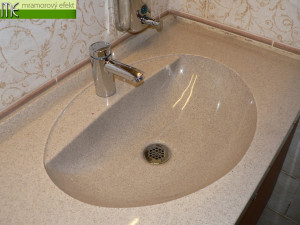 State chateau Sychrov_custom-made countertops with integrated washbasins | granite surface Butterscotch